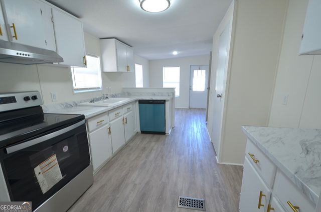 722 Brower Court, Dublin, GA 31021