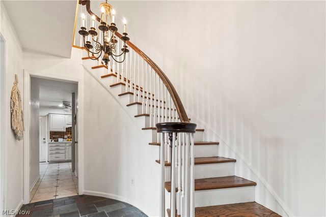 11 Meadowlawn Drive 1, Mentor, OH 44060