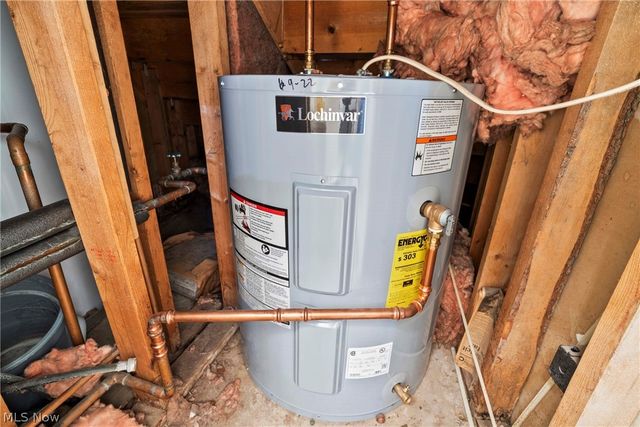 11 Meadowlawn Drive 1, Mentor, OH 44060