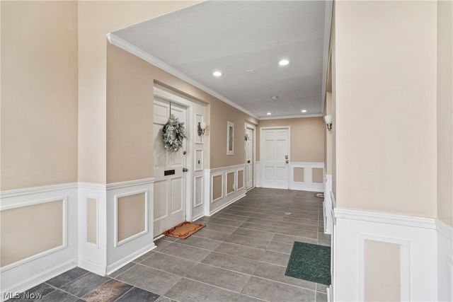 11 Meadowlawn Drive 1, Mentor, OH 44060