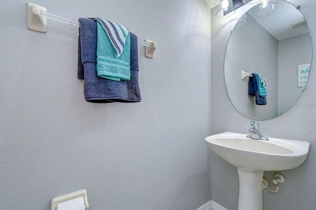 8551 TRAIL WIND DRIVE, Tampa, FL 33647