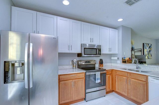 8551 TRAIL WIND DRIVE, Tampa, FL 33647