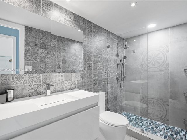 19370 E Collins Avenue 627, Sunny Isles Beach, FL 33160