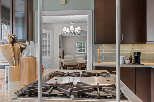 1785 Dupont Avenue S Upper, Minneapolis, MN 55403