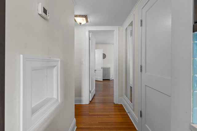 1785 Dupont Avenue S Upper, Minneapolis, MN 55403