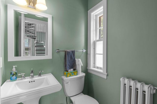 1785 Dupont Avenue S Upper, Minneapolis, MN 55403