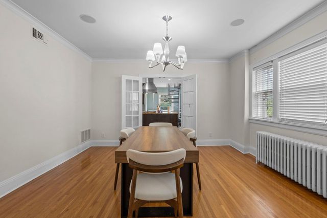 1785 Dupont Avenue S Upper, Minneapolis, MN 55403