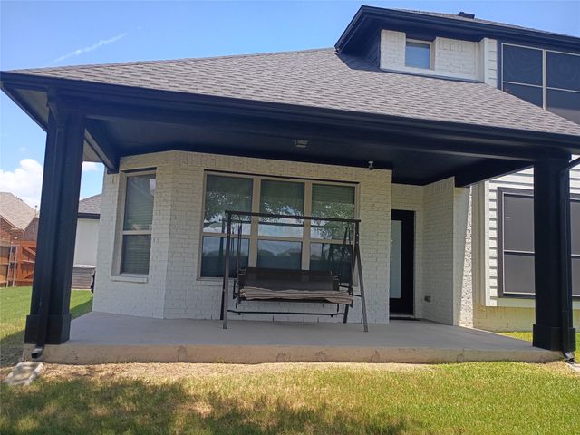 2311 Tawny Owl Road, Grand Prairie, TX 75052