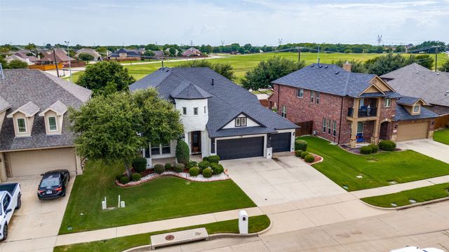 2311 Tawny Owl Road, Grand Prairie, TX 75052