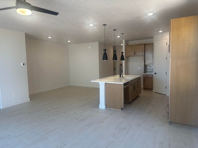 4124 Emerson Drive NE, Rio Rancho, NM 87144