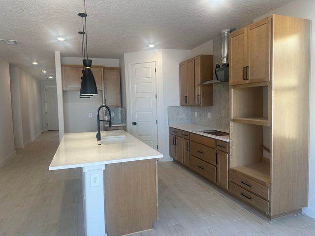 4124 Emerson Drive NE, Rio Rancho, NM 87144