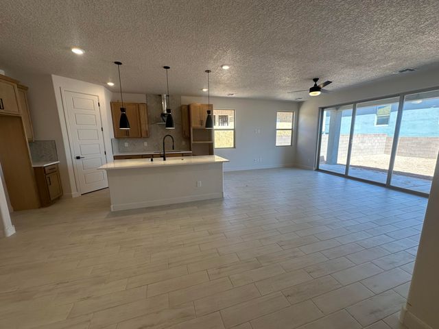 4124 Emerson Drive NE, Rio Rancho, NM 87144