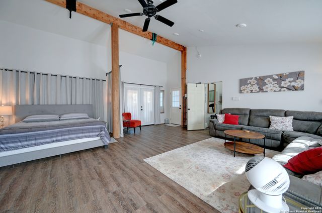 6841 Country View, San Antonio, TX 78240