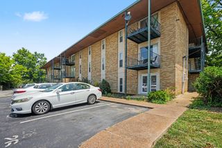 555 N DuPont Ave # B-26, Madison, TN 37115