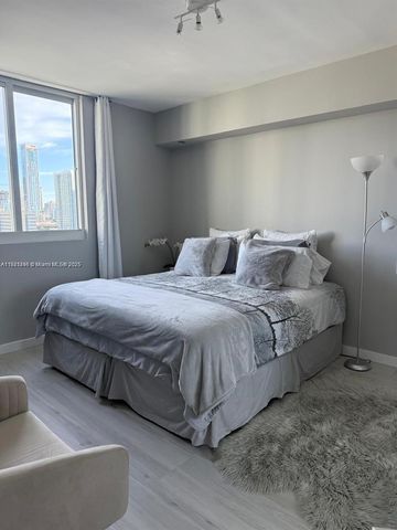 275 NE 18th St 1405, Miami, FL 33132