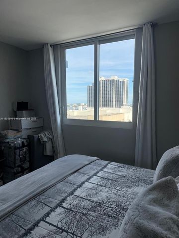 275 NE 18th St 1405, Miami, FL 33132