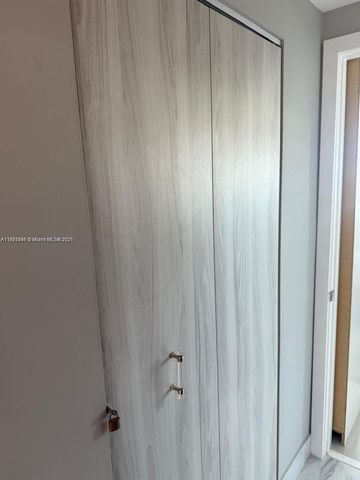 275 NE 18th St 1405, Miami, FL 33132