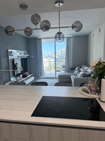 275 NE 18th St 1405, Miami, FL 33132