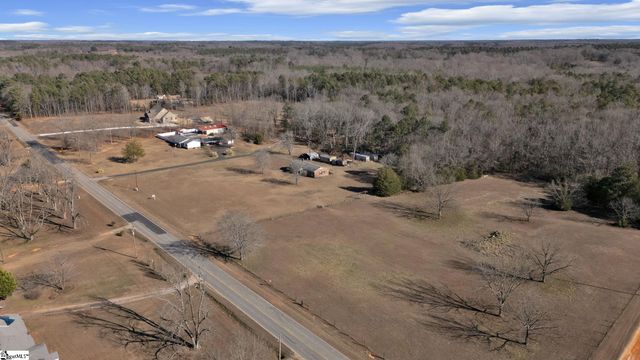 2929 Hwy 252, Laurens, SC 29360