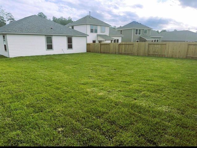 2335 Cedar Place Drive, Conroe, TX 77306