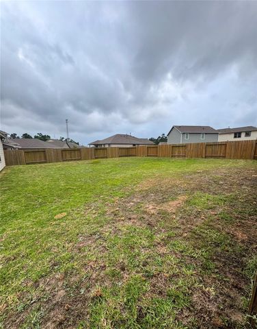 2335 Cedar Place Drive, Conroe, TX 77306