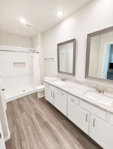 2335 Cedar Place Drive, Conroe, TX 77306