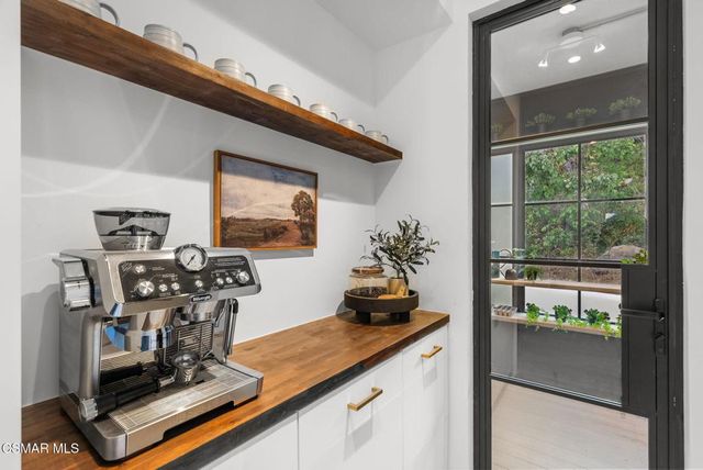 33235 Mulholland Highway, Malibu, CA 90265