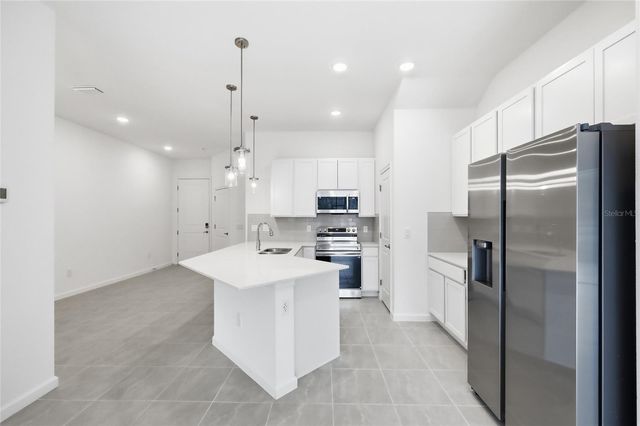 10556 EBB TIDE LANE, Orlando, FL 32821