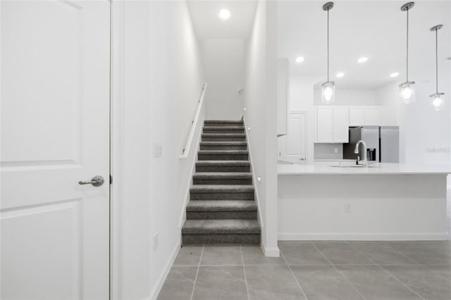 10556 EBB TIDE LANE, Orlando, FL 32821