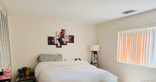 980 Skyline Drive, Coram, NY 11727