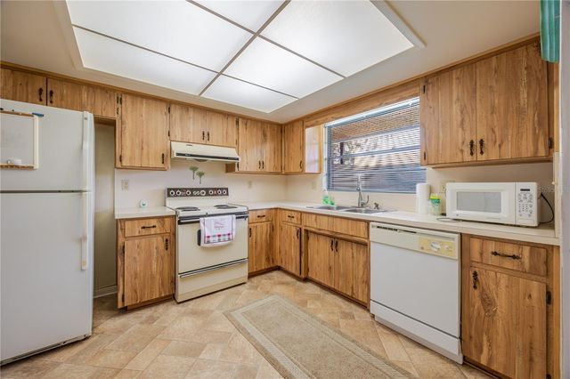 2284 FIRESTONE PLACE, Winter Haven, FL 33884