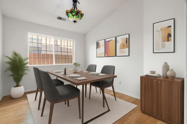 7243 Boxwood Avenue NE, Albuquerque, NM 87113