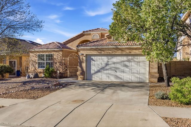 7243 Boxwood Avenue NE, Albuquerque, NM 87113