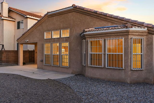 7243 Boxwood Avenue NE, Albuquerque, NM 87113