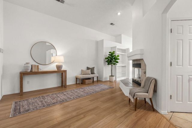 7243 Boxwood Avenue NE, Albuquerque, NM 87113