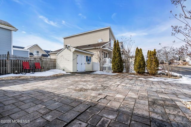 200 Asbury Avenue, Ocean Gate, NJ 08740