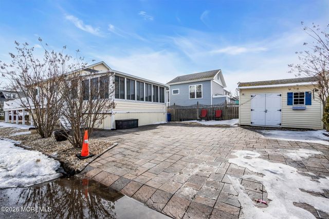 200 Asbury Avenue, Ocean Gate, NJ 08740