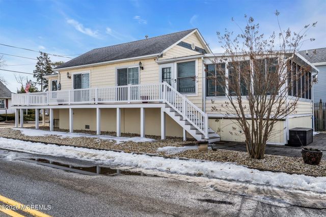 200 Asbury Avenue, Ocean Gate, NJ 08740