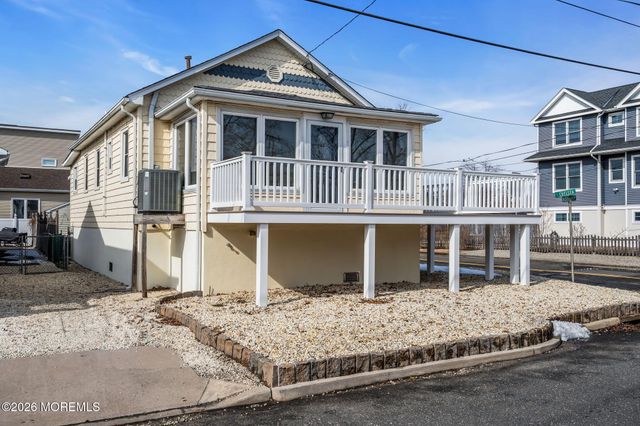 200 Asbury Avenue, Ocean Gate, NJ 08740
