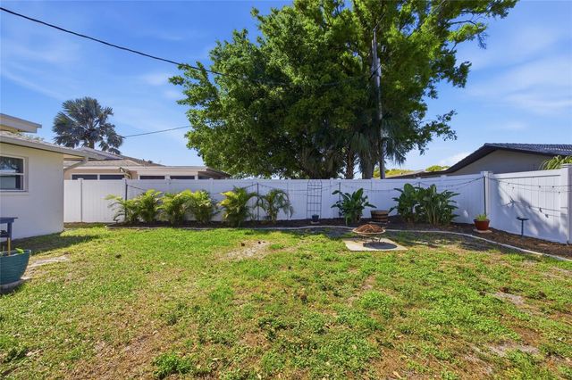 2190 SCOTLAND DRIVE, Clearwater, FL 33763