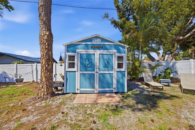 2190 SCOTLAND DRIVE, Clearwater, FL 33763