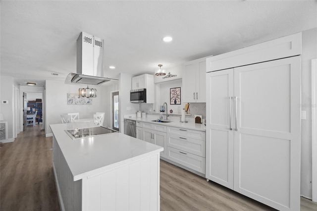 2190 SCOTLAND DRIVE, Clearwater, FL 33763