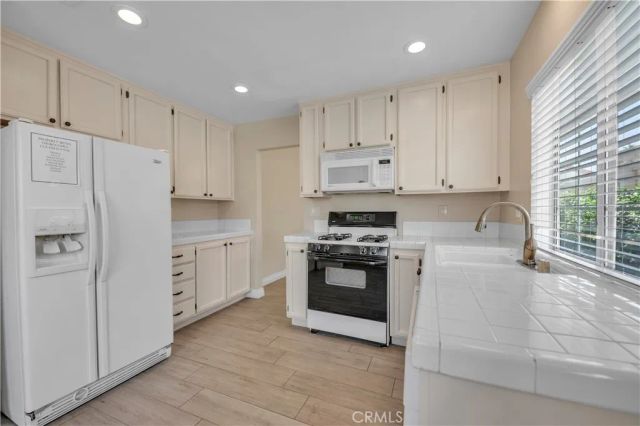 28021 Palm Villa, Menifee, CA 92584