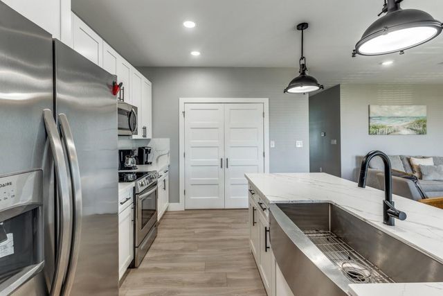 3300 Hidden Gold, Crystal Beach, TX 77650