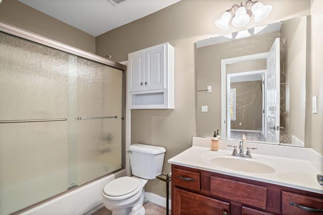 55 LEWIS FAIRWAY CIR, Oakland, TN 38060