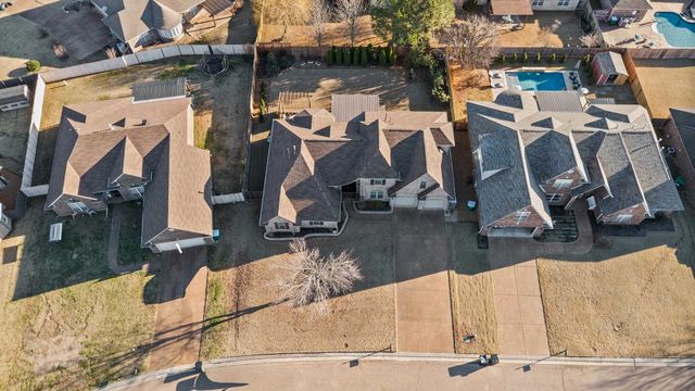 55 LEWIS FAIRWAY CIR, Oakland, TN 38060