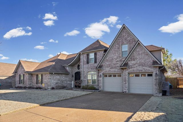 55 LEWIS FAIRWAY CIR, Oakland, TN 38060