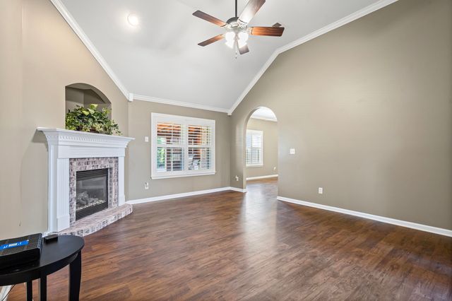 55 LEWIS FAIRWAY CIR, Oakland, TN 38060