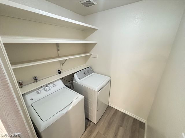 7100 PIRATES COVE Road 2041, Las Vegas, NV 89145