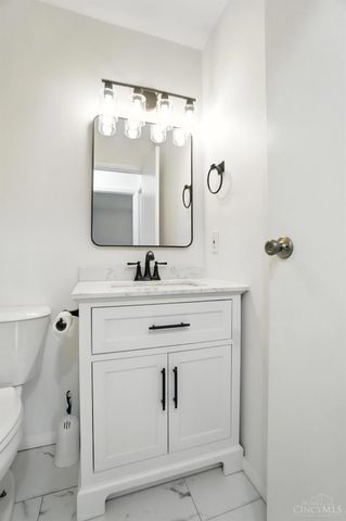 5008 Columbia Circle, West Chester, OH 45011